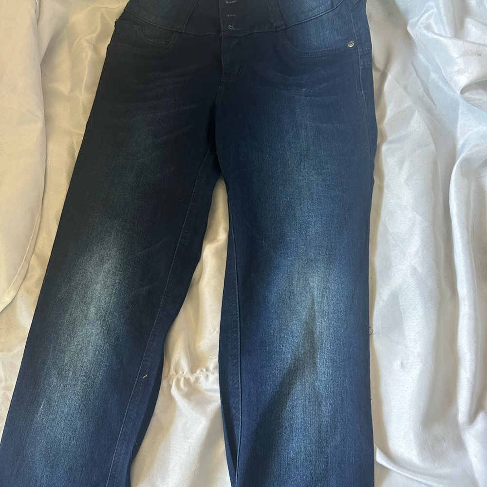 Jeans - Picture 2 of 3